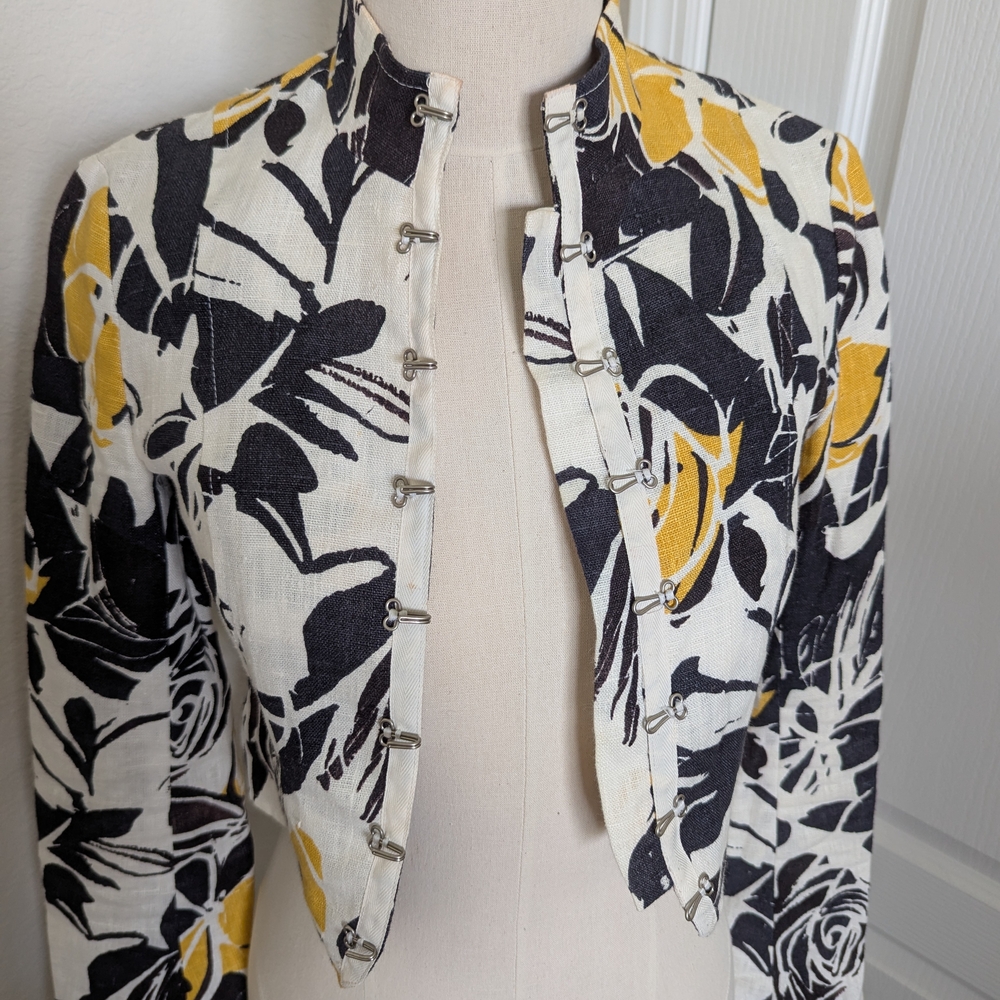 Floral Print Women's Jacket - Black, White, Yellow